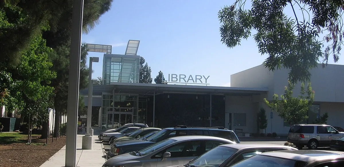 Exterior of Santa Teresa Branch Library in San Jose.